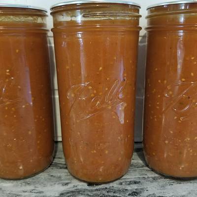 Tomato sauce for hearty winter meals - Project by SawyerHomestead