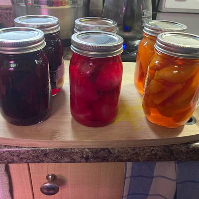 Canning beets - Project by AmandaPrevost82